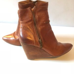 Frye Ankle Boots Cognac color